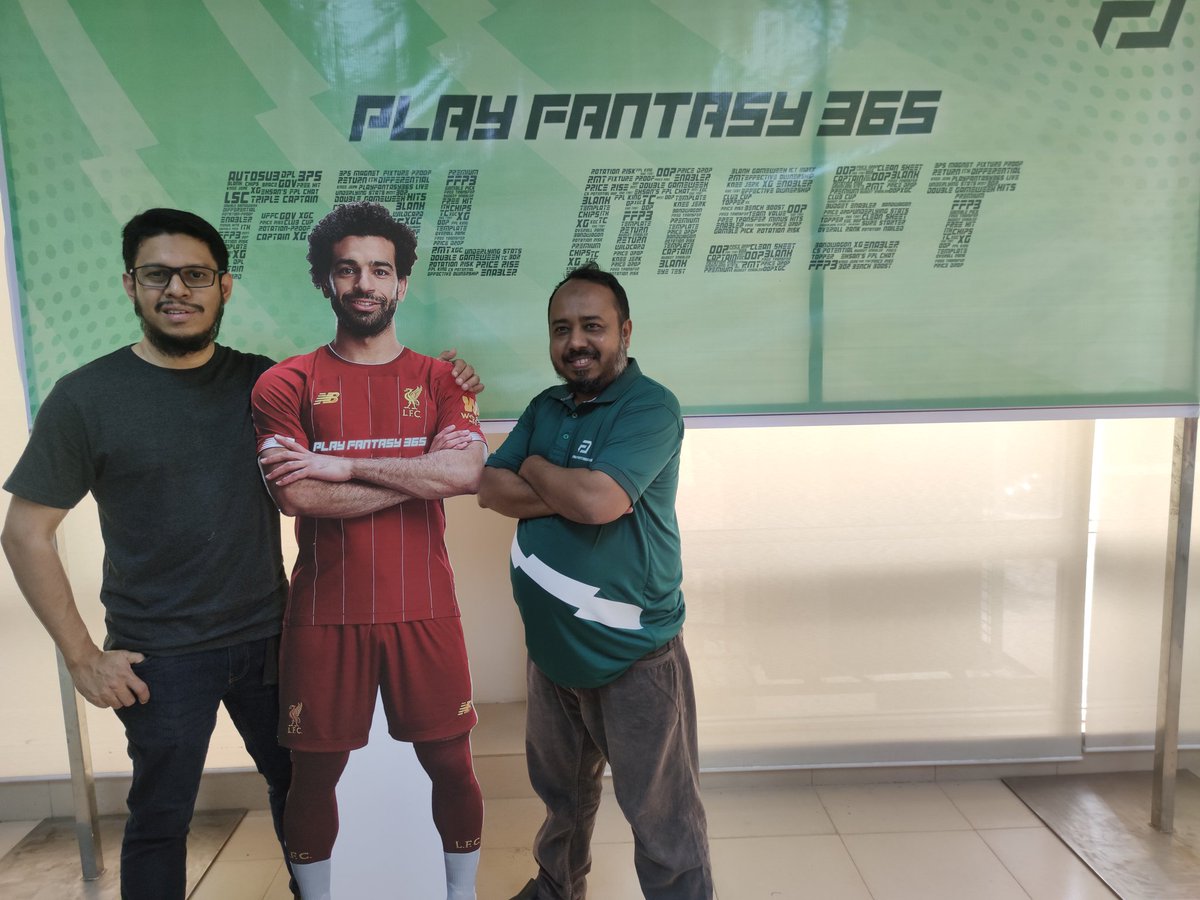 FFPBFPL's tweet photo. Yesterday we all were breathing only from one heart &amp; that’s from the heart of FPL ❤️

The biggest FPL meet ever in BANGLADESH 🇧🇩

#FFPB #FPLMeet #FPLmeetinDhaka #Playfantasy365 https://t.co/dIObSn0CXS