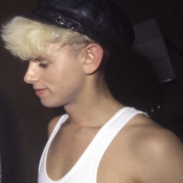 Happy birthday to one of the people who i admire the most - martin gore! 