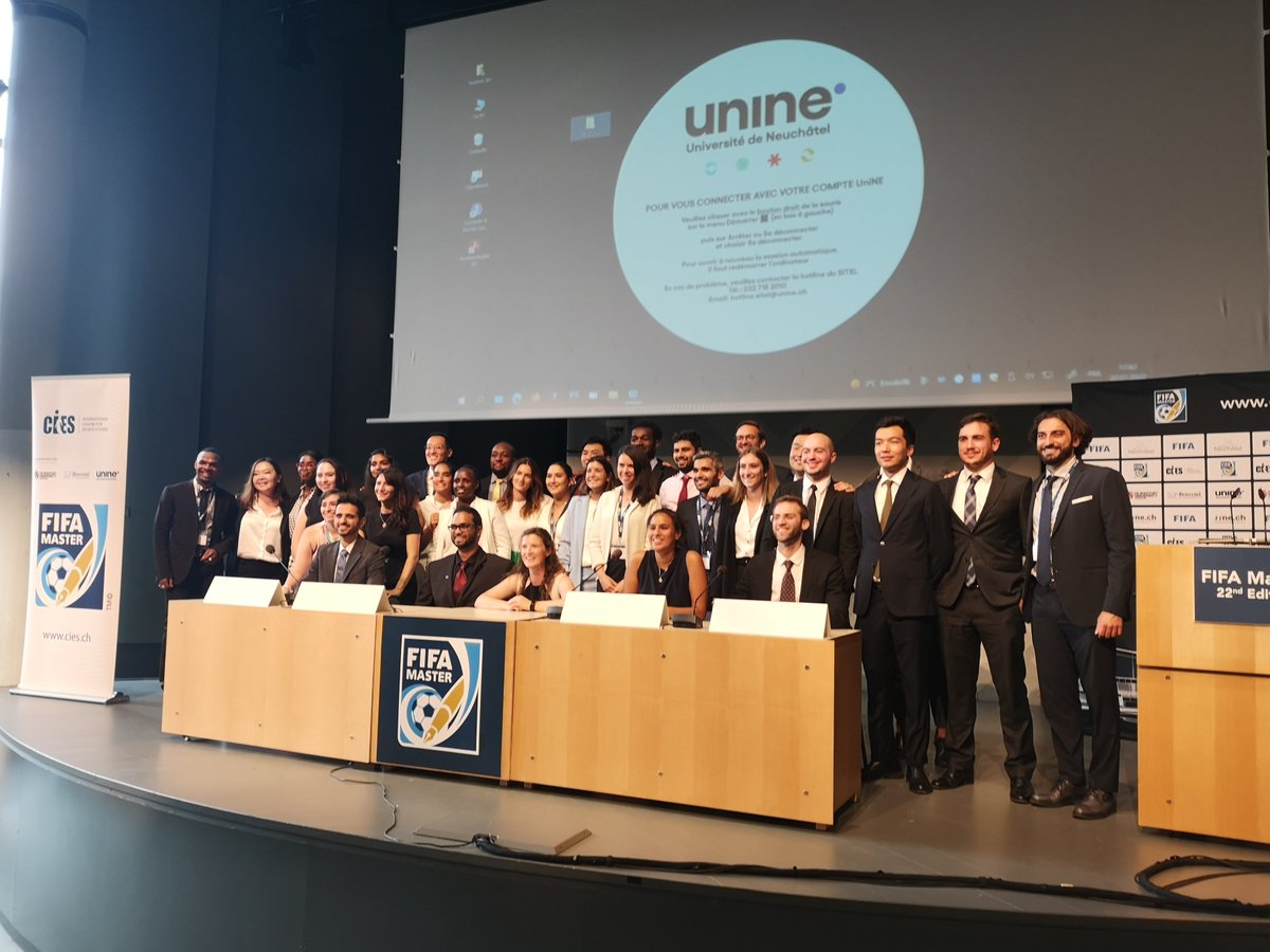 DMUHistory's tweet photo. Yesterday, the @cies FIFA MA class ended their programme with their final presentations @UniNeuchatel 🇨🇭. The course began at @ICSHC @dmuleicester in September with their Humanities module led by our @HistoryMartin. Congratulations to the class from all of us. https://t.co/jw7O2jqR28