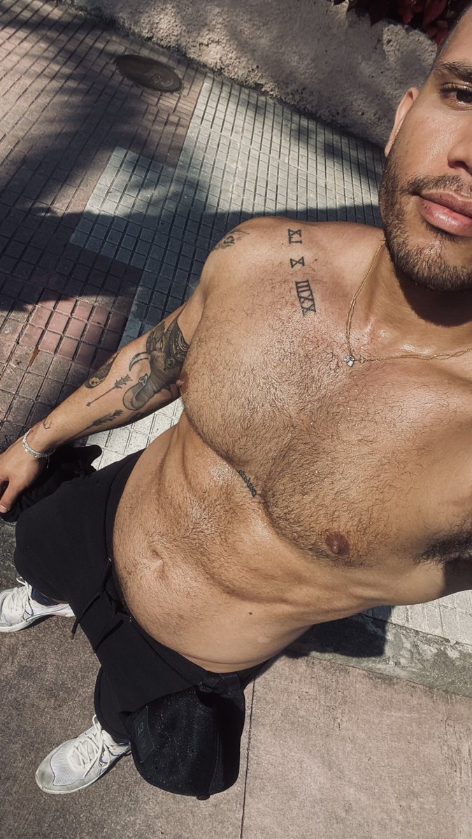 jescarloss's tweet photo. Good morning! I hope you have a nice day. just like your ass. 👋 https://t.co/bBaTqPjtCA