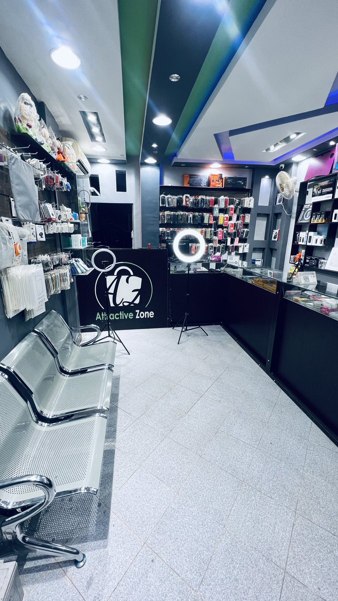 Attractivezone1's tweet photo. #صباح_الخير 

عارفين انو يوم 5 /8 عيد ميلادنا الاول 🌚

كان افتتاح اول فرع ل@Attractivezone1 في بري شارع المعرض ❤️

وبالمناسبة دي مجهزين ليكم كمية من المفاجأت والهدايا والعروض ما حصلت قبل كده في تاريخ الاستور 🔥🔥

ريتويت للبوست
فولو للصفحة 

وانتظرونا 😉

We are attractive ❤️ https://t.co/OAHhorwtPc