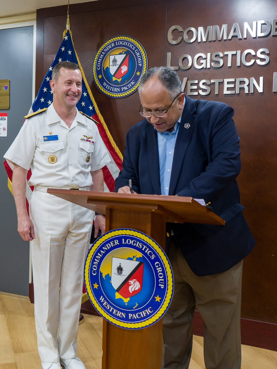 SecNavPhelan's tweet photo. Thank you @COMLOG_WESTPAC #CTF73 for hosting me during my first official visit to #Singapore and your absolute essential mission of supporting and sustaining the Fleet! https://t.co/FTfPbykQCz