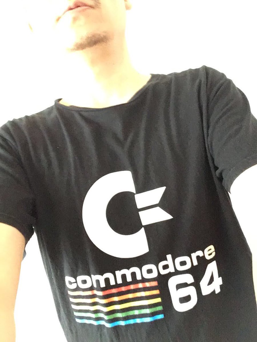 retromobilech's tweet photo. Which T-shirt do you want?
あなたならどれ?笑笑 https://t.co/mSF2fBsfhN