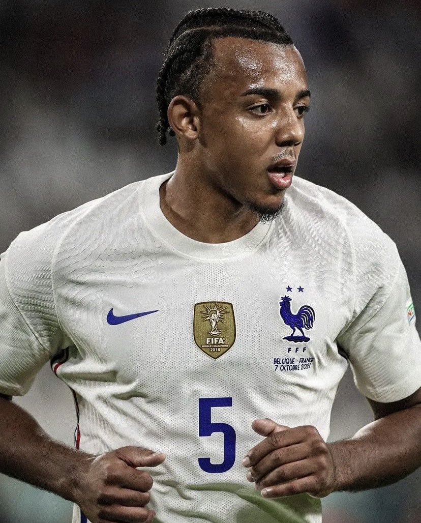 🚨 BREAKING: Barcelona mencapai kesepakatan awal dengan Sevilla untuk transfer Jules Kounde.

Jules Kounde ke Barcelona = 99%!!

📝 <a href="/gerardromero/">Gerard Romero</a> 

Wow tikungan detik-detik terakhir cok!!! 😳🤯