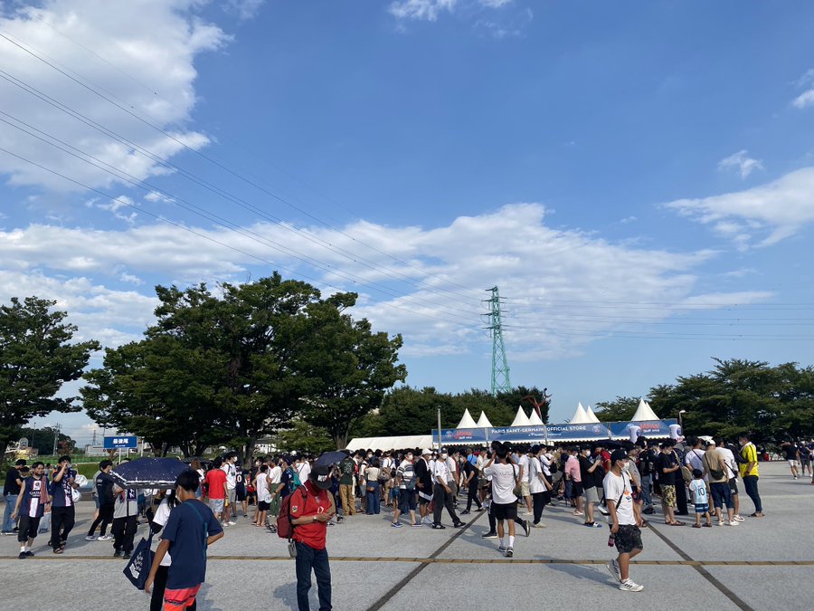 浦和レッズ パリサンジェルマン グッズ列 待ち時間や売り切れ情報 Karin塔