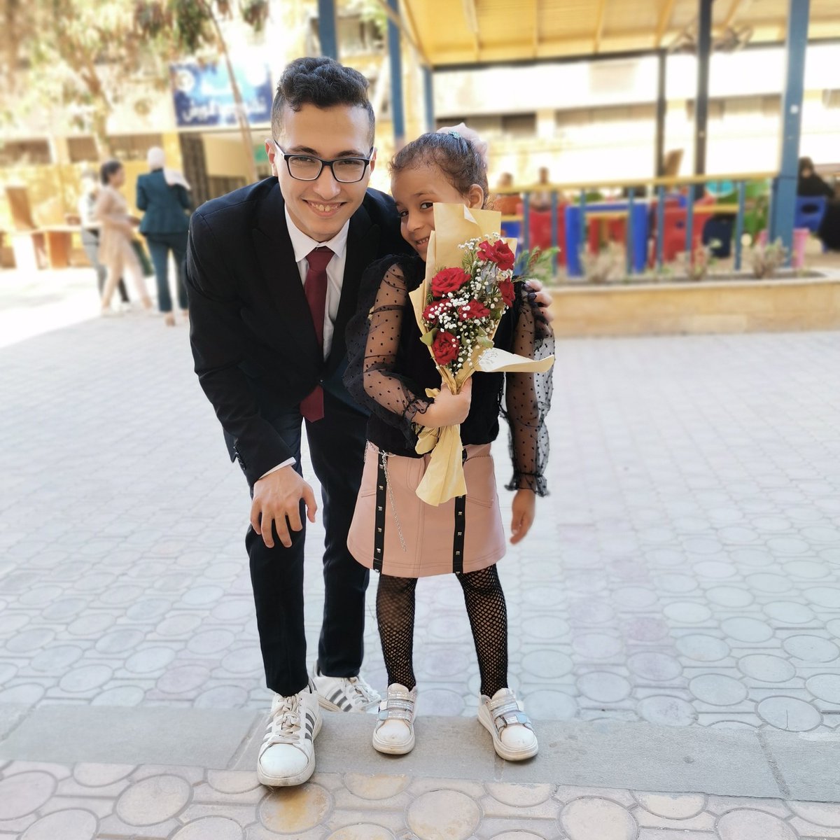 #ECED42 انا حي اناااااا حي
#NewProfilePic