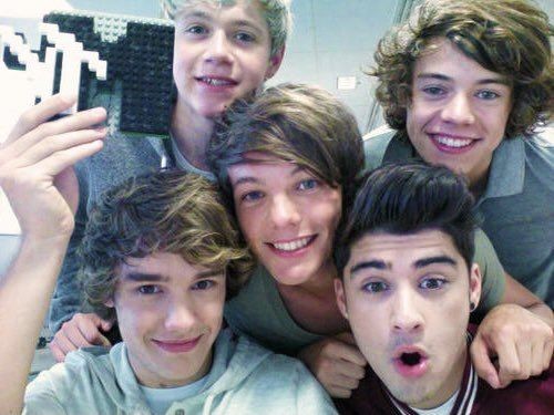 Lacocasprite's tweet photo. Take me back to the night we meet...
#12yearsofonedirection https://t.co/qqhcmA3jkj