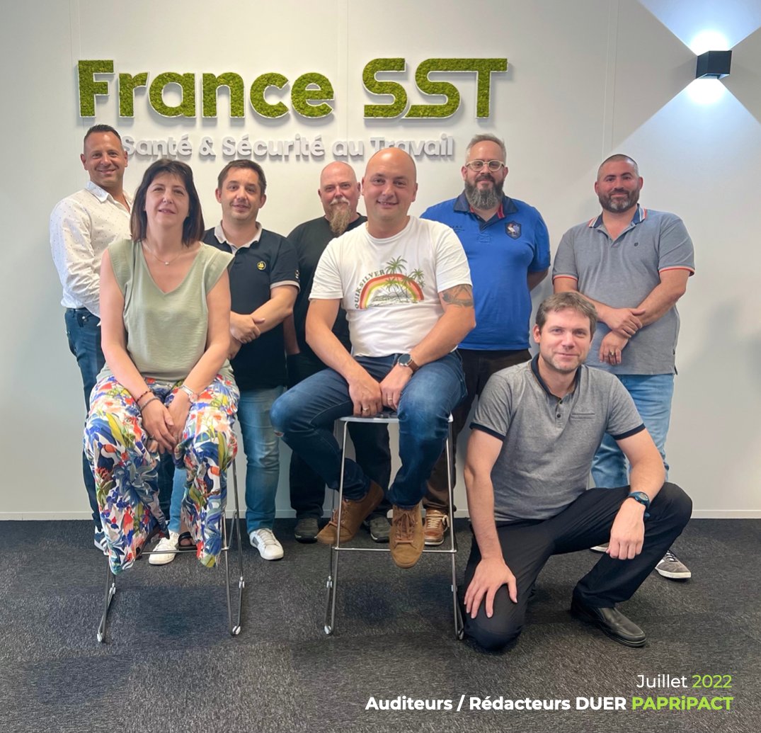 France_SST's tweet photo. 👋 Avis à la population 😉 8 nouveaux Auditeurs / Rédacteurs #DUER #PAPRiPACT sont à votre disposition pour réaliser ou mettre à jour votre #DocumentUnique 📕, conforme à la Loi Santé Travail.
Prochaine formation ? C'est ici 👉 https://t.co/4lpYh3mB4l
📍 Centre #FranceSST https://t.co/Z8JVBacjnr