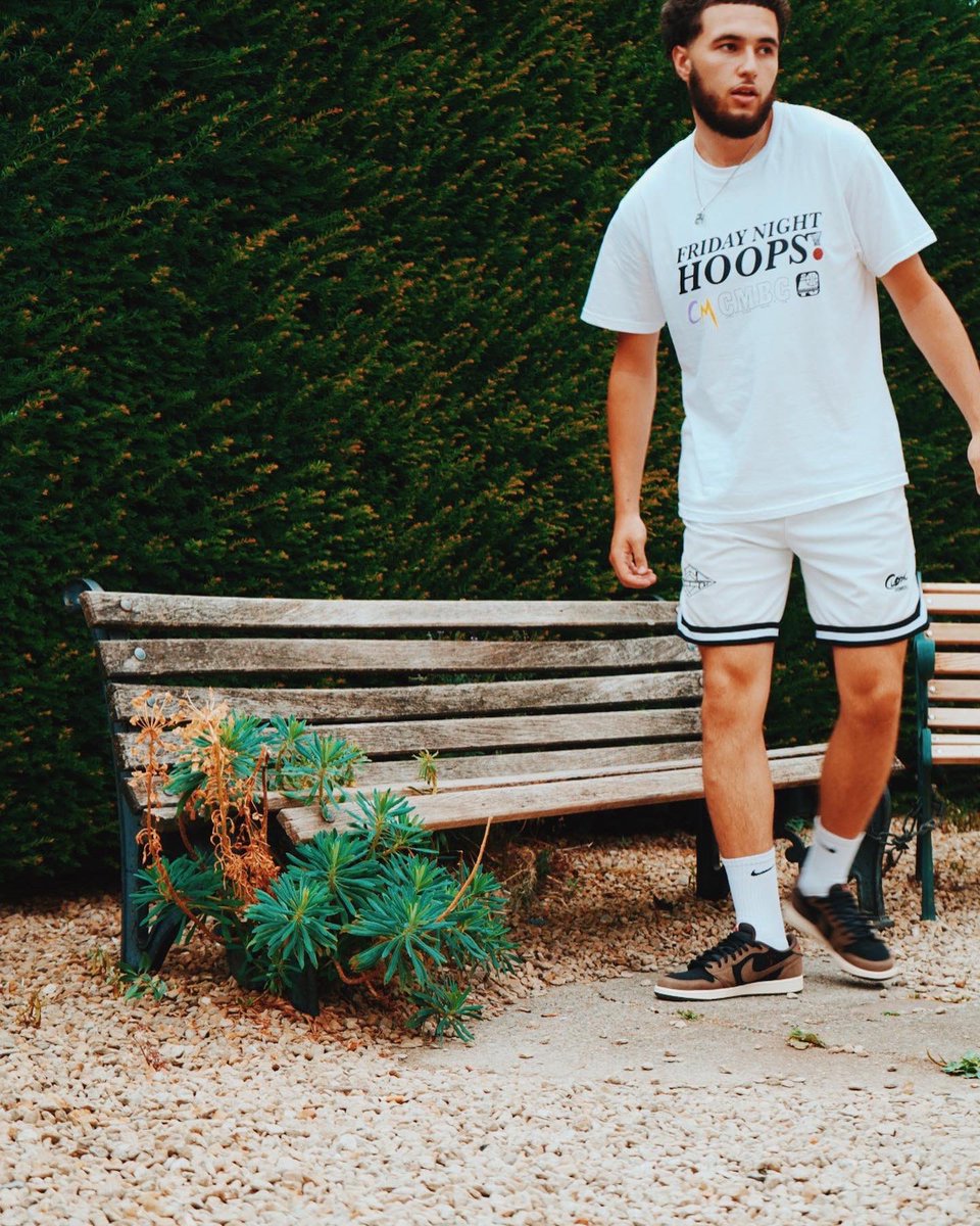 Twitter people. New CMBC has just dropped. Don’t sleep.

FNH (Friday Night Hoops) T Available now, DM to order 📲👕