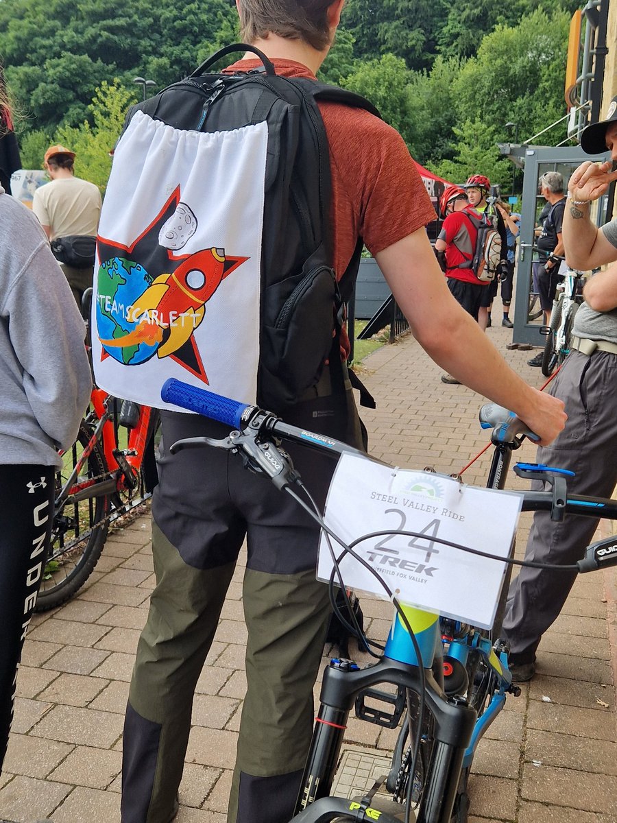 Evan is already for his Steel Valley Ride 31 miles literally up hill and down dale. Still plenty of time to donate #teamscarlett 💚 justgiving.com/fundraising/ev…