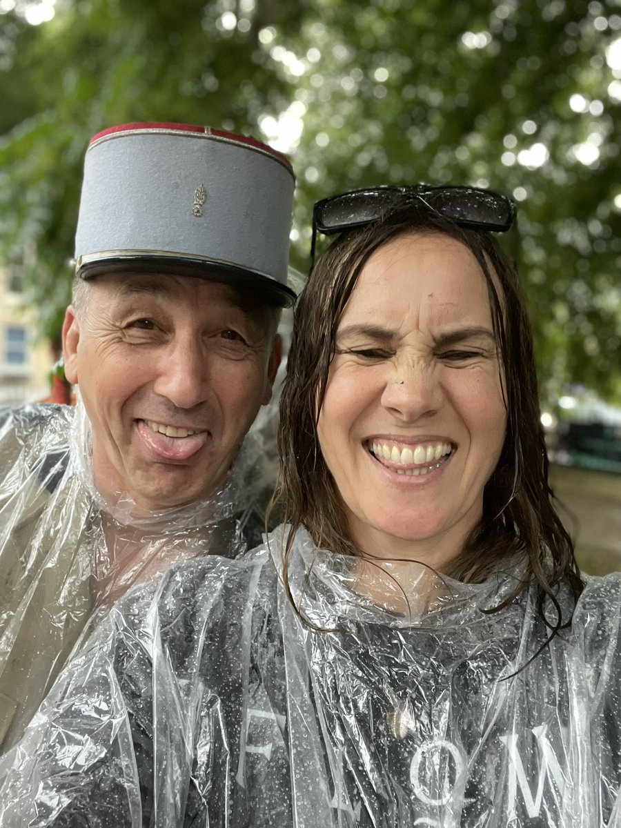 SarahfromBath's tweet image. Ooh la la! 
Le Bunk Off Friday always delivers. Thank you @BathBoules 🇫🇷
#bathboules