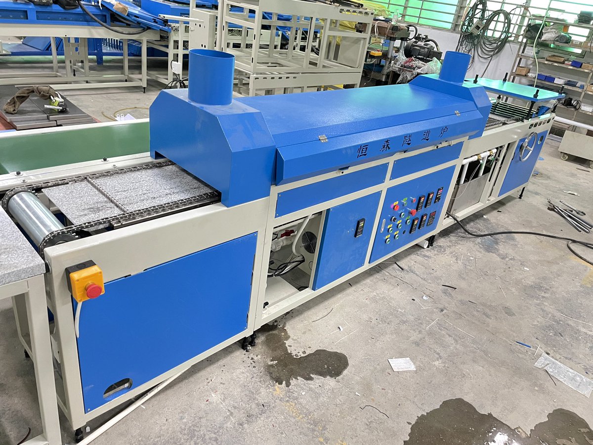 YinJack8's tweet image. Mold baking tunnel oven for pvc/silicone patches, badge, name label, outsole, strap production…#pvcpatchbaking #moldbakingoven #heatingmachine #pvcpatch