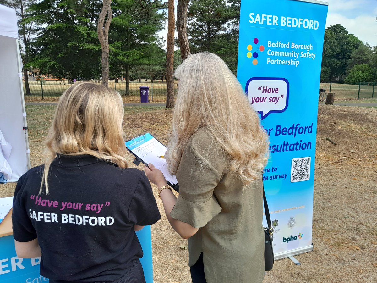 safer_bedford's tweet photo. Talking to the community about local issues helps us to #SetPriorities Come and see us at #BedfordRiverFestival and #HaveYourSay https://t.co/SKotU9fkuJ