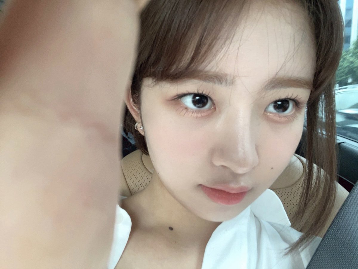 ivepics_'s tweet photo. 🦋🪐 https://t.co/78wxiu0DxA