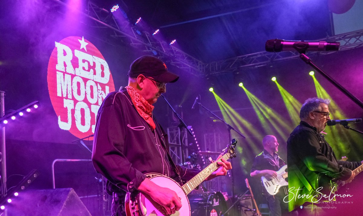 red moon joe (@redmoonjoe) on Twitter photo 