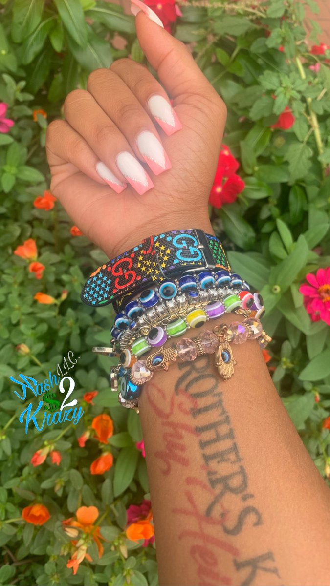 kash2krazyllc's tweet image. ALL our remaining Evil Eye Bracelets are $3…🧿🔥can’t beat these luxurious bracelets for that price😆 Check us out 🧿 kash2krazy.com🧿