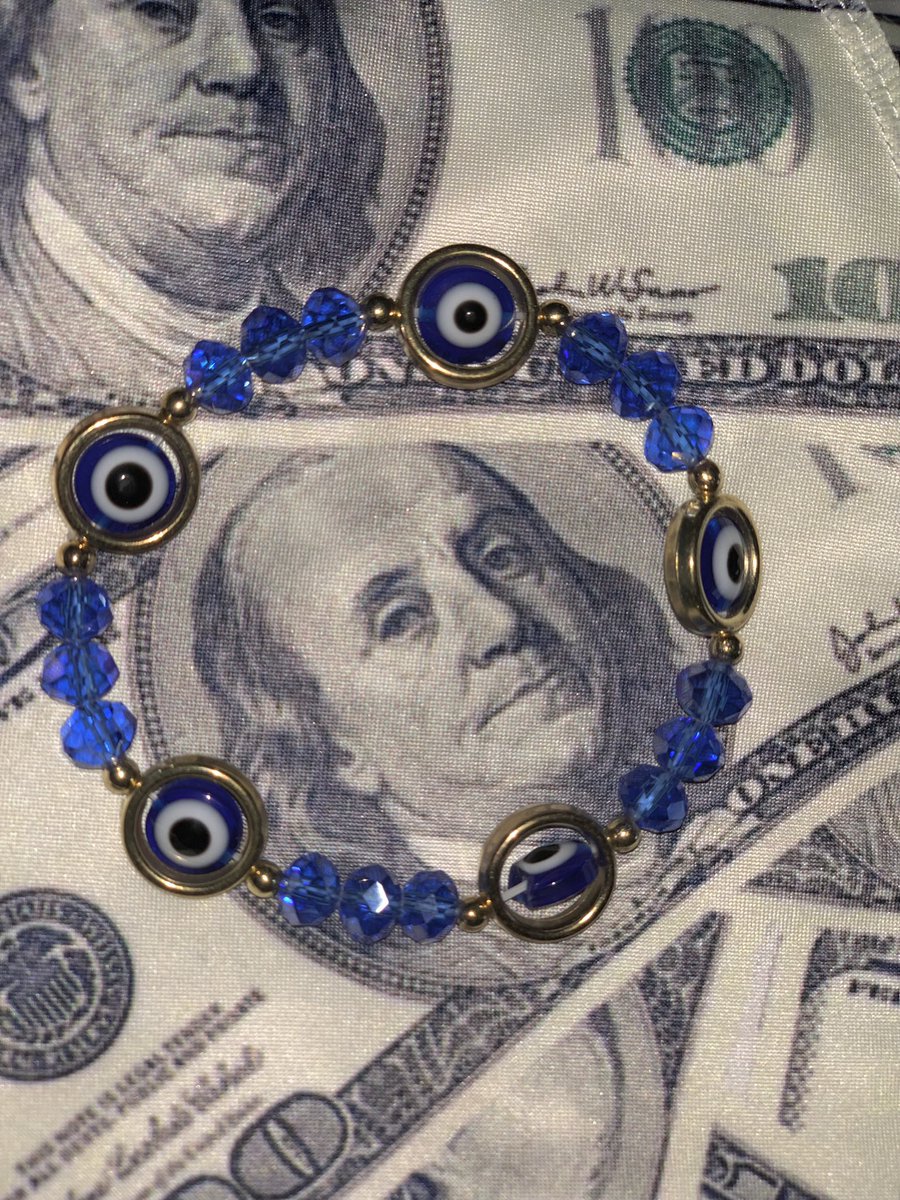 kash2krazyllc's tweet image. ALL our remaining Evil Eye Bracelets are $3…🧿🔥can’t beat these luxurious bracelets for that price😆 Check us out 🧿 kash2krazy.com🧿