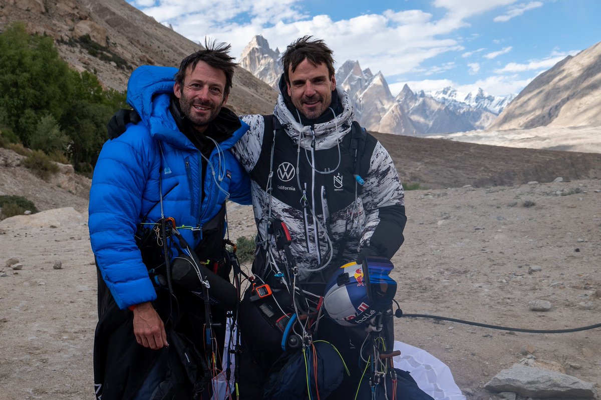 We’re back! 28 days on the Baltoro glacier is something… We got to fly some of the best lines of our life. On our last good flying day we did it to Mustagh Tower, K2, Broad Peak and Gashebrum 4, before flying back to our Base Camp, we called it the Grand Slam 😜