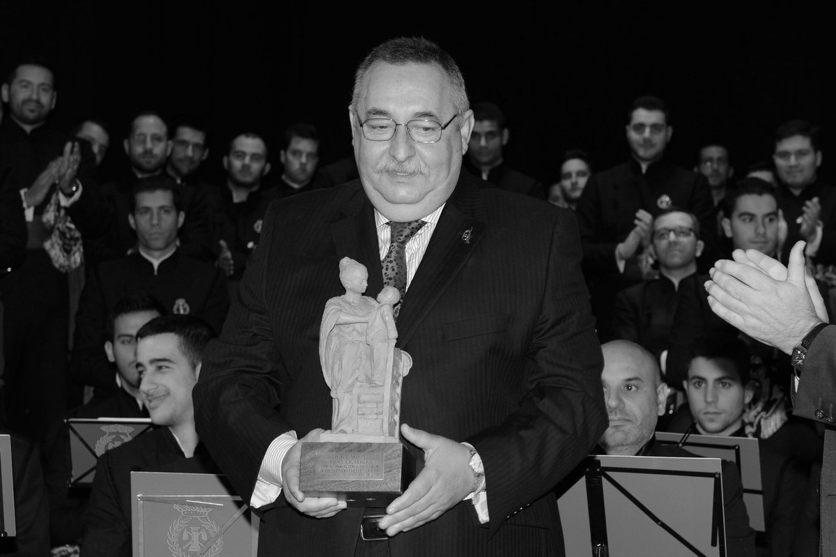 La música cofrade está de luto. Hoy nos ha dejado Don Bienvenido Puelles Oliver. 

Descanse en Paz.