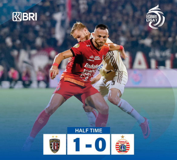 teknobgt's tweet photo. Kick Off Babak ke 2 Bali United Vs Persija #PersijaDay #BaliUnitedDay #Persija #GuePersija #BaliUnited #Spaso #pacheco #Wasit https://t.co/0adyXwa6Uf https://t.co/Vc6Dji2E5g