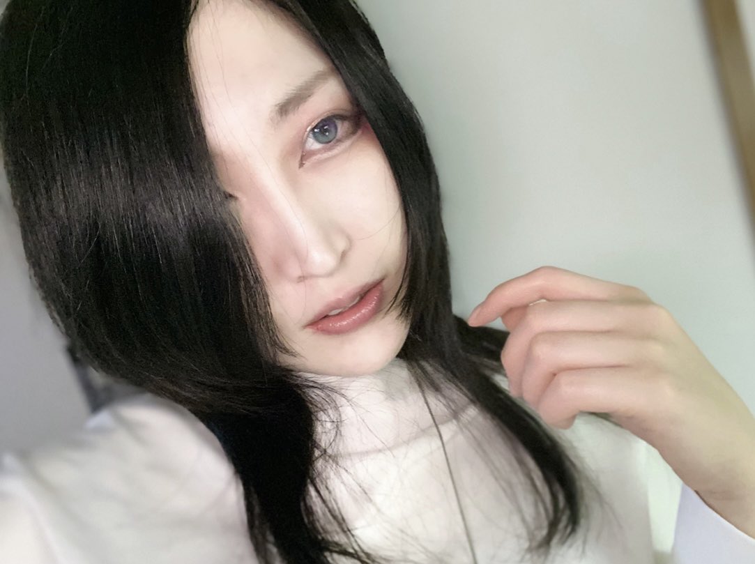 いつぞやの自撮り、、
自撮りもほとんどしなくなった
加齢と共に劣化と強まる加工(