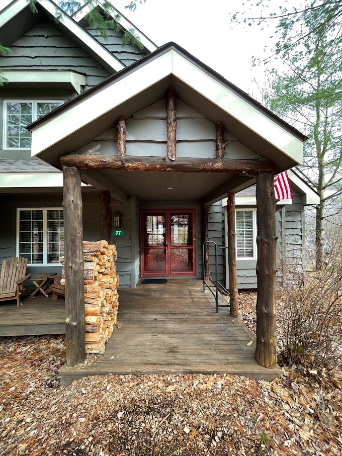 Pocono Properties Rentals & Sales tweet media