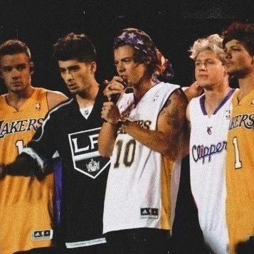 balladofchihiro's tweet photo. #12YearsOfOneDirection
#18MonthsMyAss
#Directionersforever
#12YearsOf1D
#WeAreStillHere
#Happy12Years
#directionersstillgoingstrong https://t.co/wgoCSN3E8d