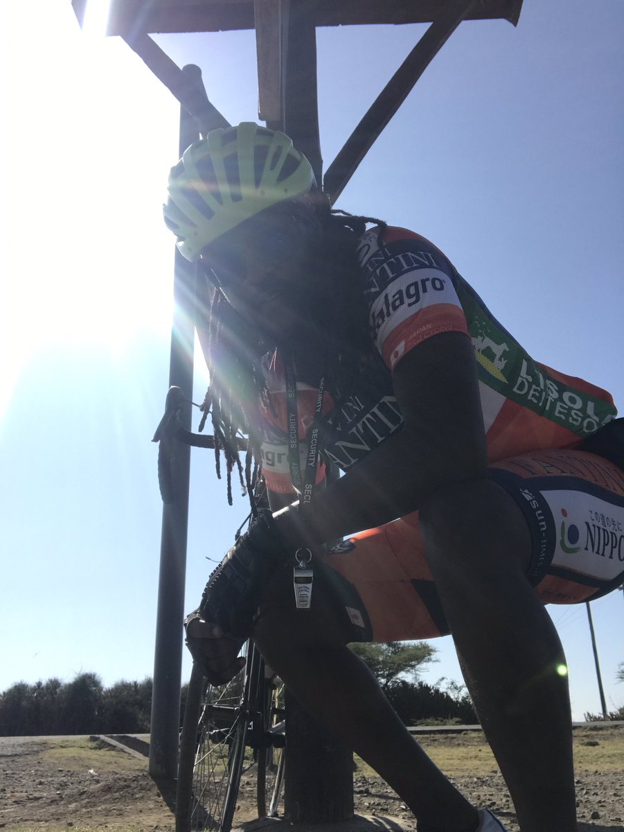 AzuTopshutter's tweet photo. Finally after 3 Months of being off the Bike 🚲 I woke up today morning thinking 🤔 I am in Uganda 🇺🇬 for #ElgonCup but I was still in Nakuru. My Baby Girl 🚴 #bumblebee asked if I wanted to ride?? 
1hr later I was in Elementaita having breakfast 🥞 🍳 #TourDeFrance 

#Cycle4Fun https://t.co/RUbzXxarIK