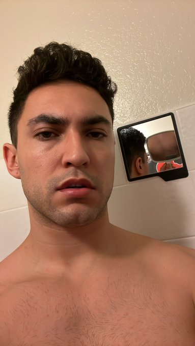 3am shower thoughts 😪🚿 https://t.co/V3zmhZFjYA