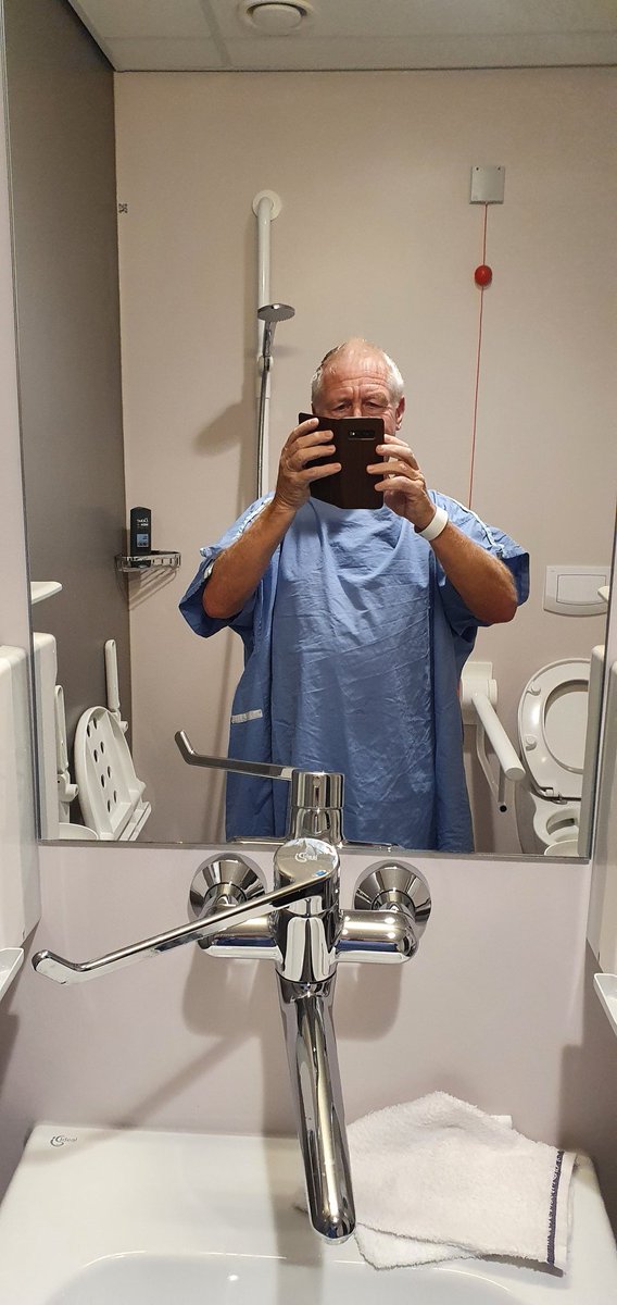 GoolPiet's tweet photo. @SaskiaVeldhuis Voor de operatie gisteren https://t.co/vvlsLoOyP3
