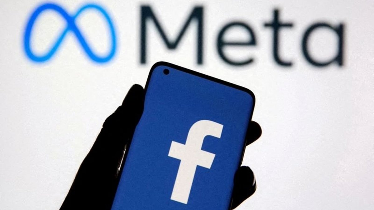 feedmileapp's tweet photo. Facebook changes App layout, now App will have Home tab & customisable Feed Tab to show posts in Chronlogical order.
#feedmile #Facebook #FacebookApp #Meta #tech #HomeTab #FeedTab #Newfeature https://t.co/GkmAGObgOM