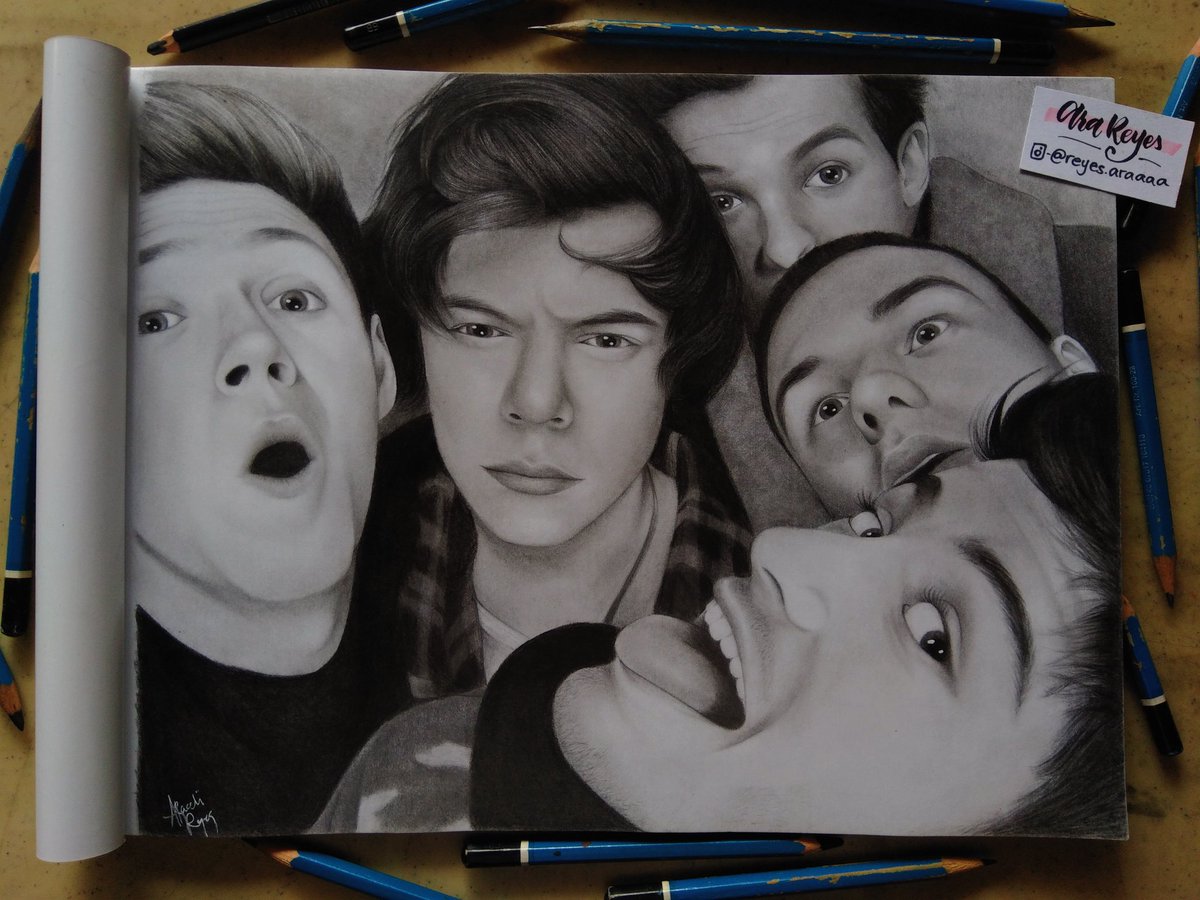 besideuinfinity's tweet image. happy 12th anniversary to the first boy band that i loved so much, that became part of my life for 10 years and still counting 🥹
#12YearsOfOneDirection #12YearsOf1D