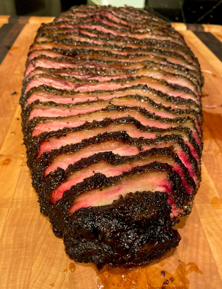 TurnBucklBBQ's tweet image. That’s gonna make some good eating right there!