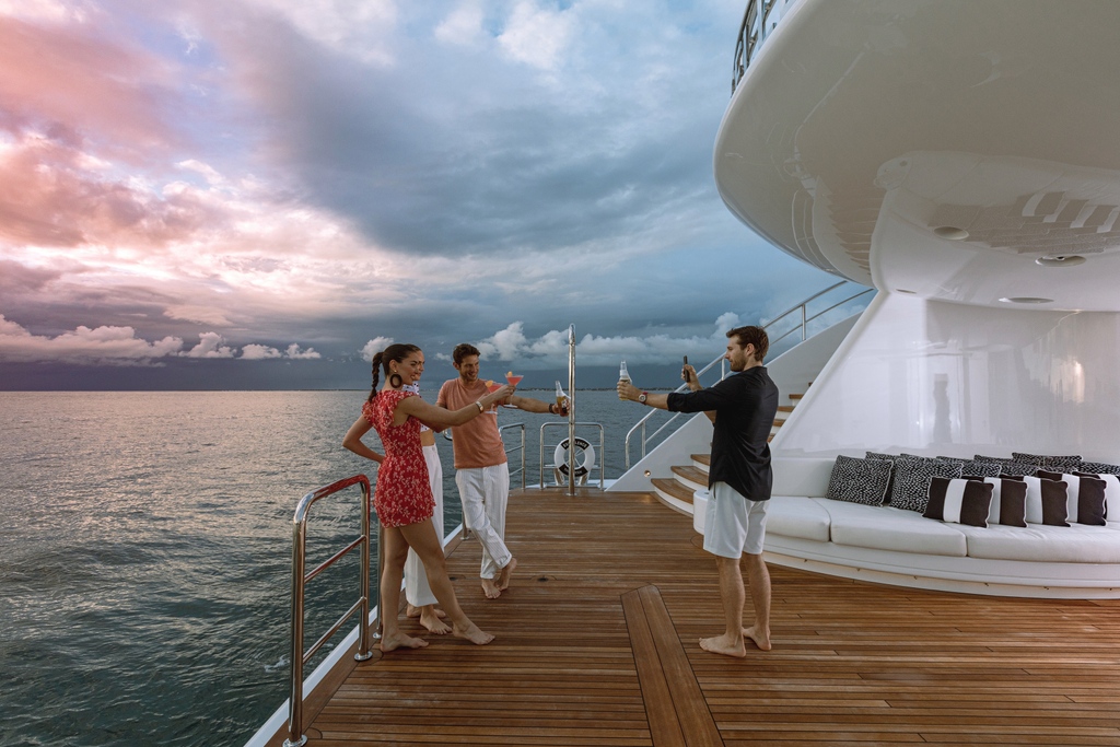 A toast to the weekend! 

How do you plan to spend your time?