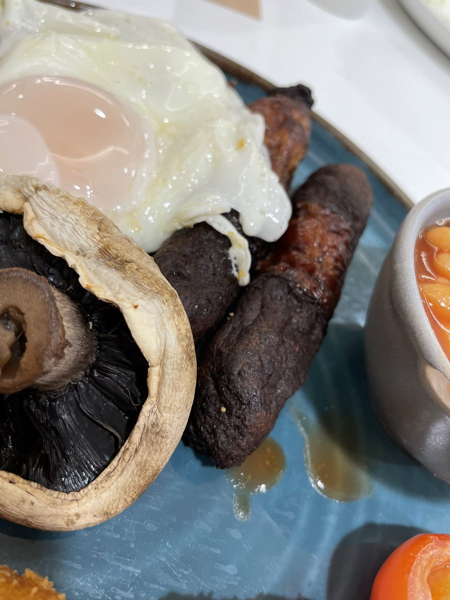 davidthomas1977's tweet photo. Stopped going to @Morrisons cafe a while ago because standards had slipped but thought I’d try again today - food terrible (look at the sausage) chipped bean pot, stained &amp; chipped mugs - definitely won’t be using the cafe there again 😞 https://t.co/YkPoyxOXeH