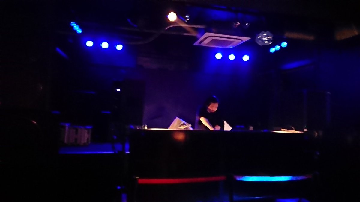MSZM8's tweet photo. 2022.07.22
福島県福島市の「CLUB NEO」にTHA BLUE HERBのDJ DYEが来福✨
今月18日に宇都宮でTBHRのライブを観たばかりだったから、自分的にはある意味アフターパーティー🎵
#djdye 
#thablueherb
#blueherb 
#ザブルーハーブ 
#ブルーハーブ
#tbhr
#clubneo 
#neofukushima https://t.co/WqogEGxD6U