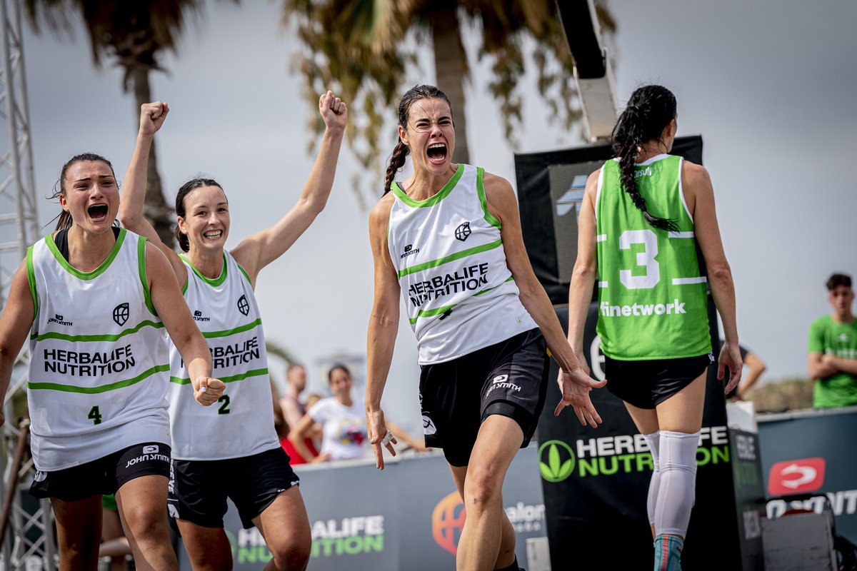 🏀 ¡Ya tenemos emparejamientos de semifinales! #Herbalife3x3Series

⚔️ Categoría masculina:
<a href="/onil3x3/">Onil 3x3</a> - <a href="/BasquetGirona/">Bàsquet Girona</a> 
#3x3Pitius - <a href="/3x3_madrid/">3x3 MADRID</a>  

⚔️ Categoría femenina:
<a href="/BasquetGirona/">Bàsquet Girona</a> - <a href="/3x3_madrid/">3x3 MADRID</a> 
<a href="/BeGoat_Team/">Be GOAT</a> - <a href="/Azuqueca3x3/">Azuqueca 3x3</a> 

📍 A partir de las 20:30 en el Moll de la Marina.