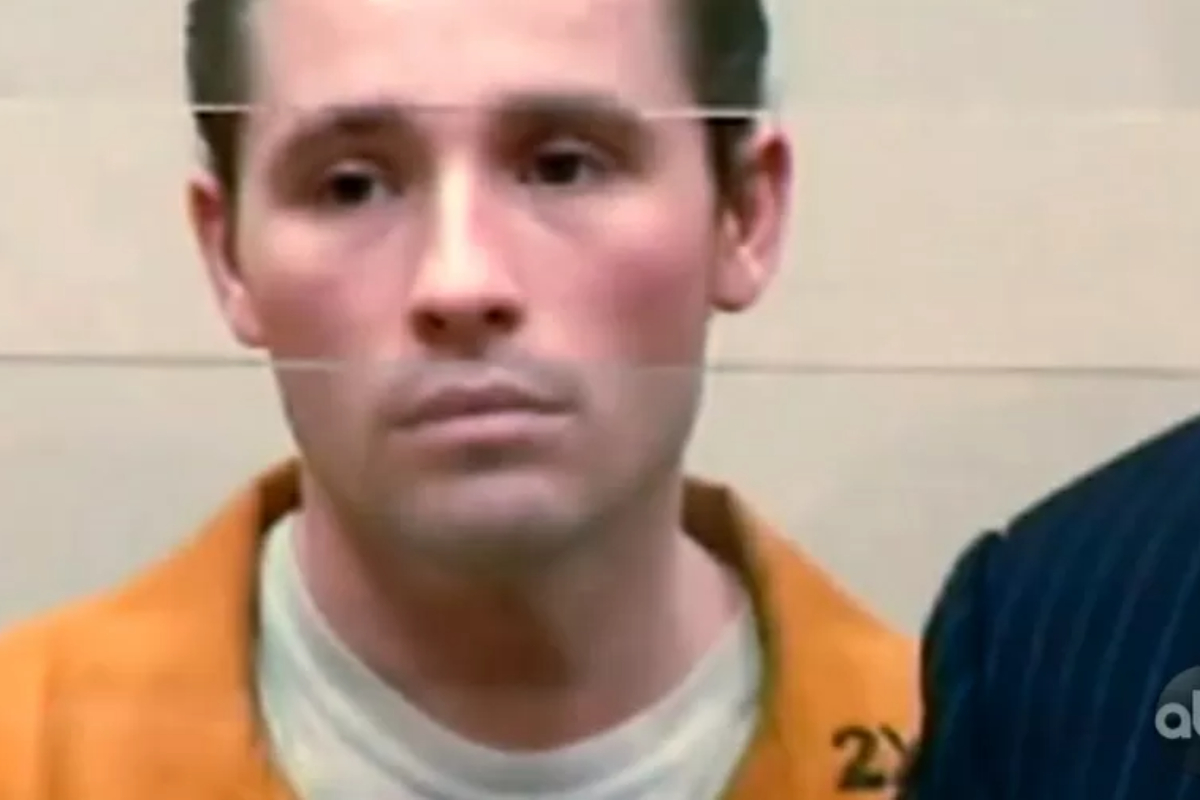 Ex-ator de 'Power Rangers' é condenado à morte por assassinatos nos EUA
glo.bo/3zspo9B

Já na cadeia, Skylar Julius Deleon passa por transição de gênero #Correio24h