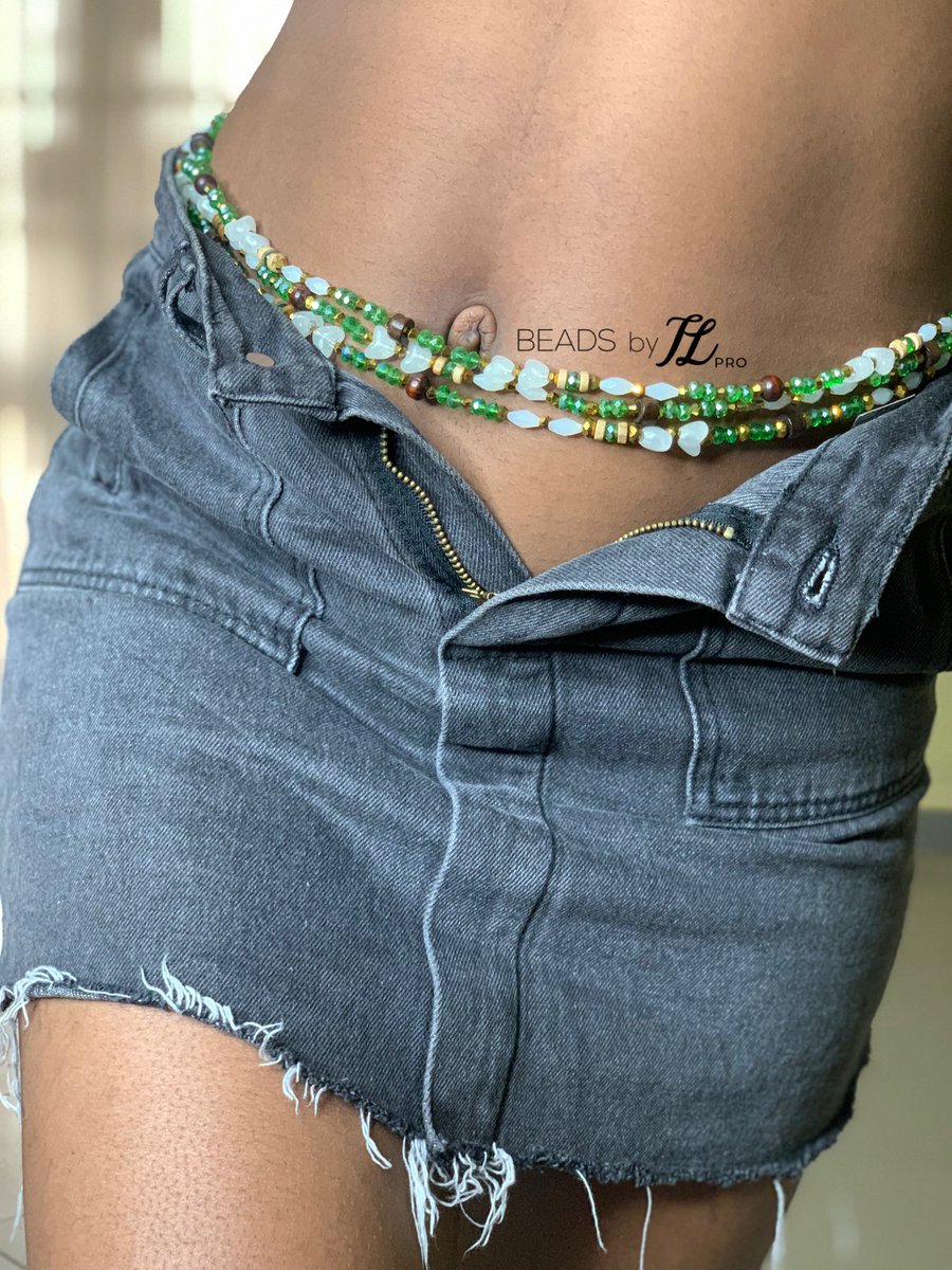beadsbytlpro's tweet photo. Waistbeads are so satisfying 😍🥰

Green ASHANTI: N2000/strand 
Glows in the dark💚 https://t.co/nnbwc2z0nl