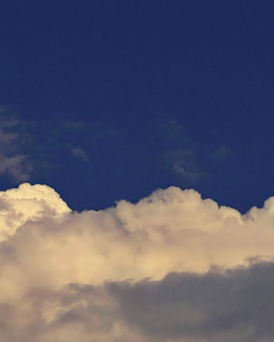 CjKlvl's tweet photo. 青空 https://t.co/4s52gyS2aU