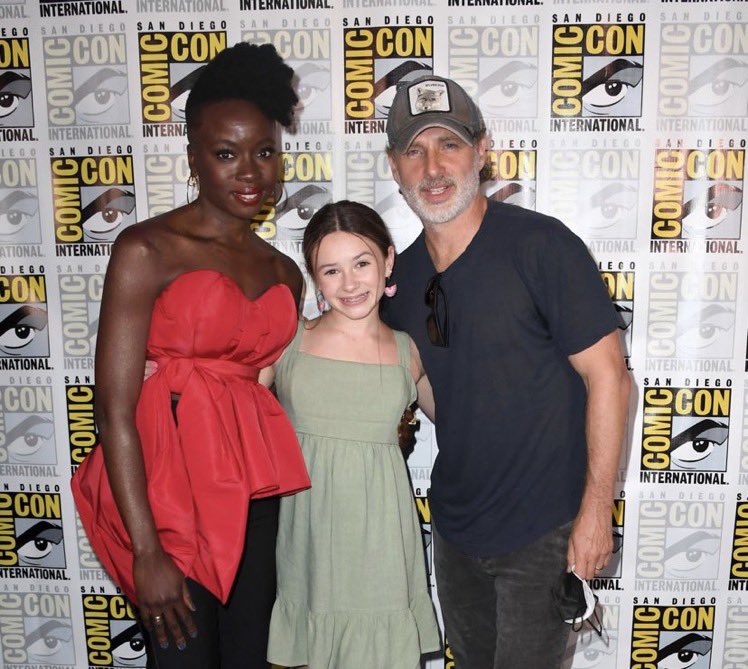 Anybody still high? #Richonne #DanaiGurira #AndrewLincoln #TheGrimesAreBack #MichonneGrimes #RickGrimes #JudithGrimes #RJGrimes