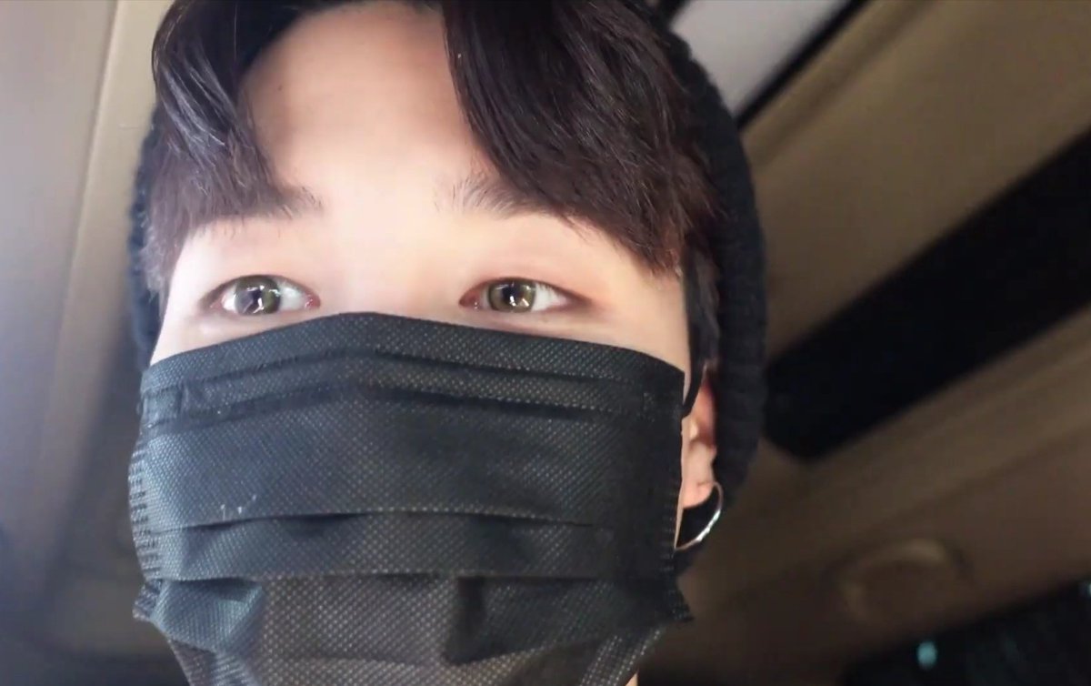 FilterMochi13's tweet photo. Esos ojitos me tienen enamorada 🥺

Te Amo Park Jimin 💜💛💜💛 https://t.co/dl1zqUgS2o