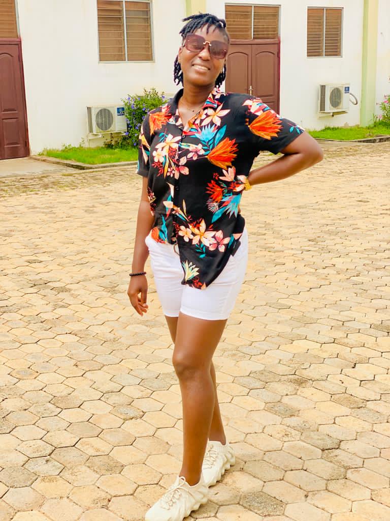 YaaBilson's tweet photo. It's Game day for my ladies at the Nduom Sports Stadium but unfortunately due to injury I'm out of this game but I'm here to support my ladies... Wish you guys all the best #Hasmal💚 #Dooooo🔥🔥💪🏻💪🏻 #stillGodIsTheReasonB18🙏🏻💥🌹 https://t.co/JUVMvADRvm