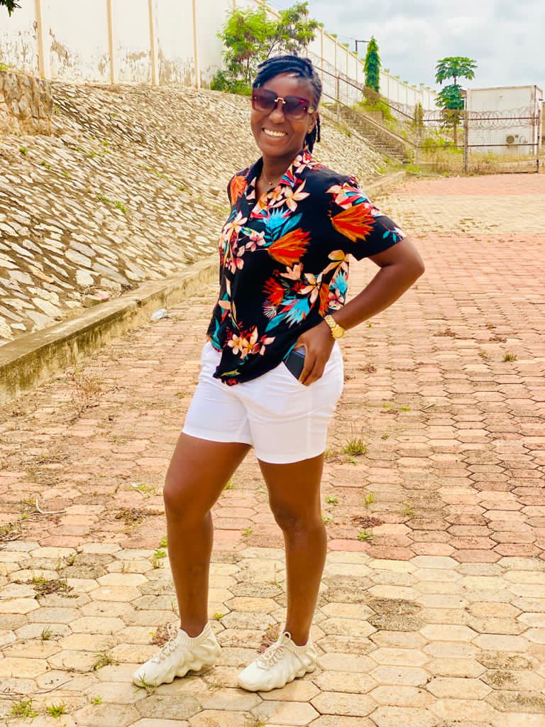 YaaBilson's tweet photo. It's Game day for my ladies at the Nduom Sports Stadium but unfortunately due to injury I'm out of this game but I'm here to support my ladies... Wish you guys all the best #Hasmal💚 #Dooooo🔥🔥💪🏻💪🏻 #stillGodIsTheReasonB18🙏🏻💥🌹 https://t.co/JUVMvADRvm