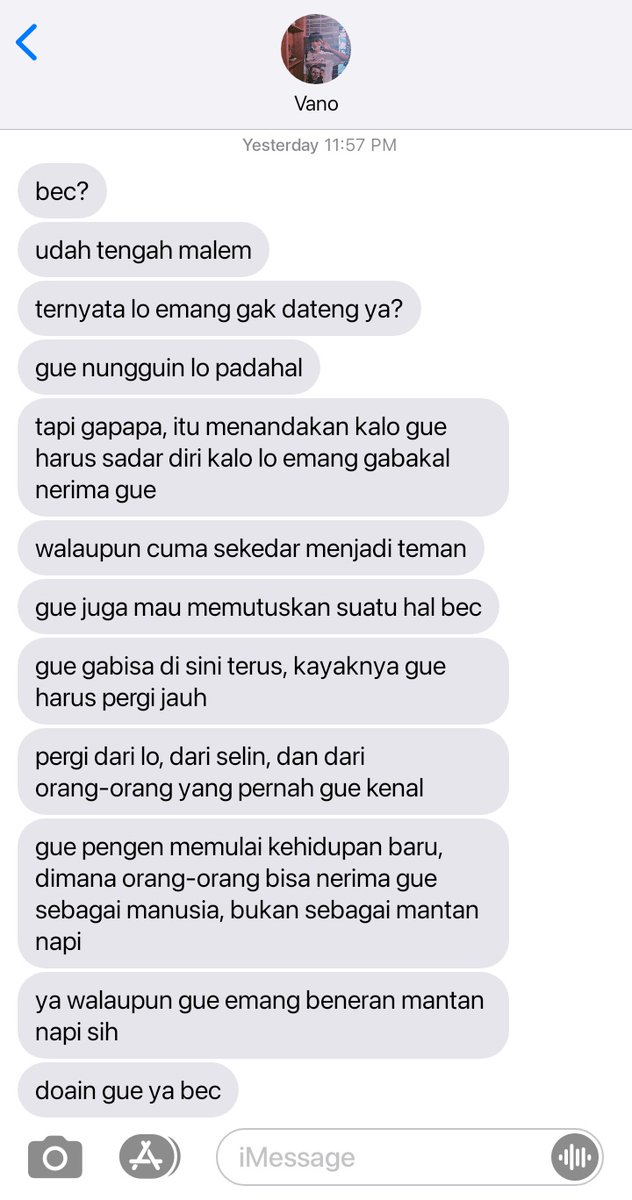 yoruzworld's tweet image. ; ultah, usai, dan pamit.

– yoon jaehyuk treasure few tweets au.
[based on jaket abu-abu au]