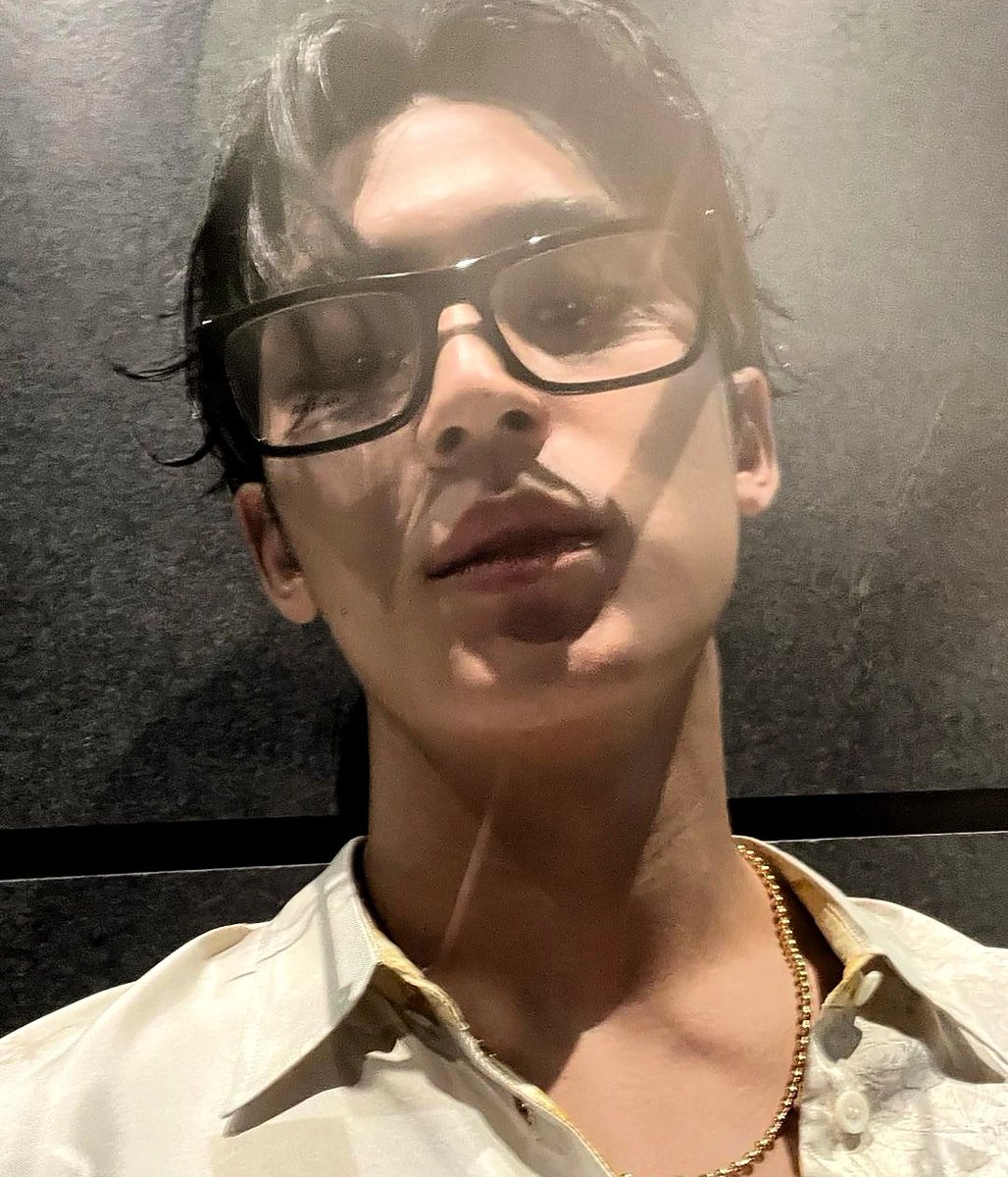 lostflms's tweet image. ㅤ

               new  acc  but not new  to  rp
               mdni. interactive. heavy nsfw
               like  and  rt  to  be  mutuals.

ㅤ