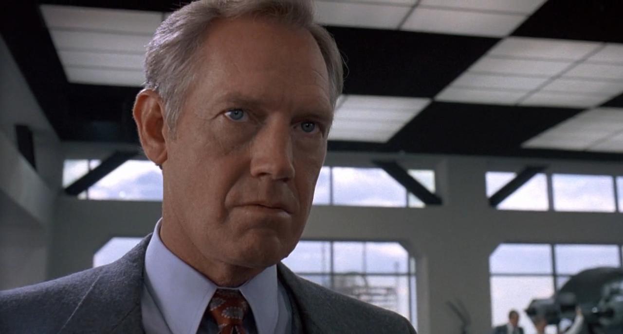 Happy Birthday to Ronny Cox, the greatest corporate scumbag on film. 