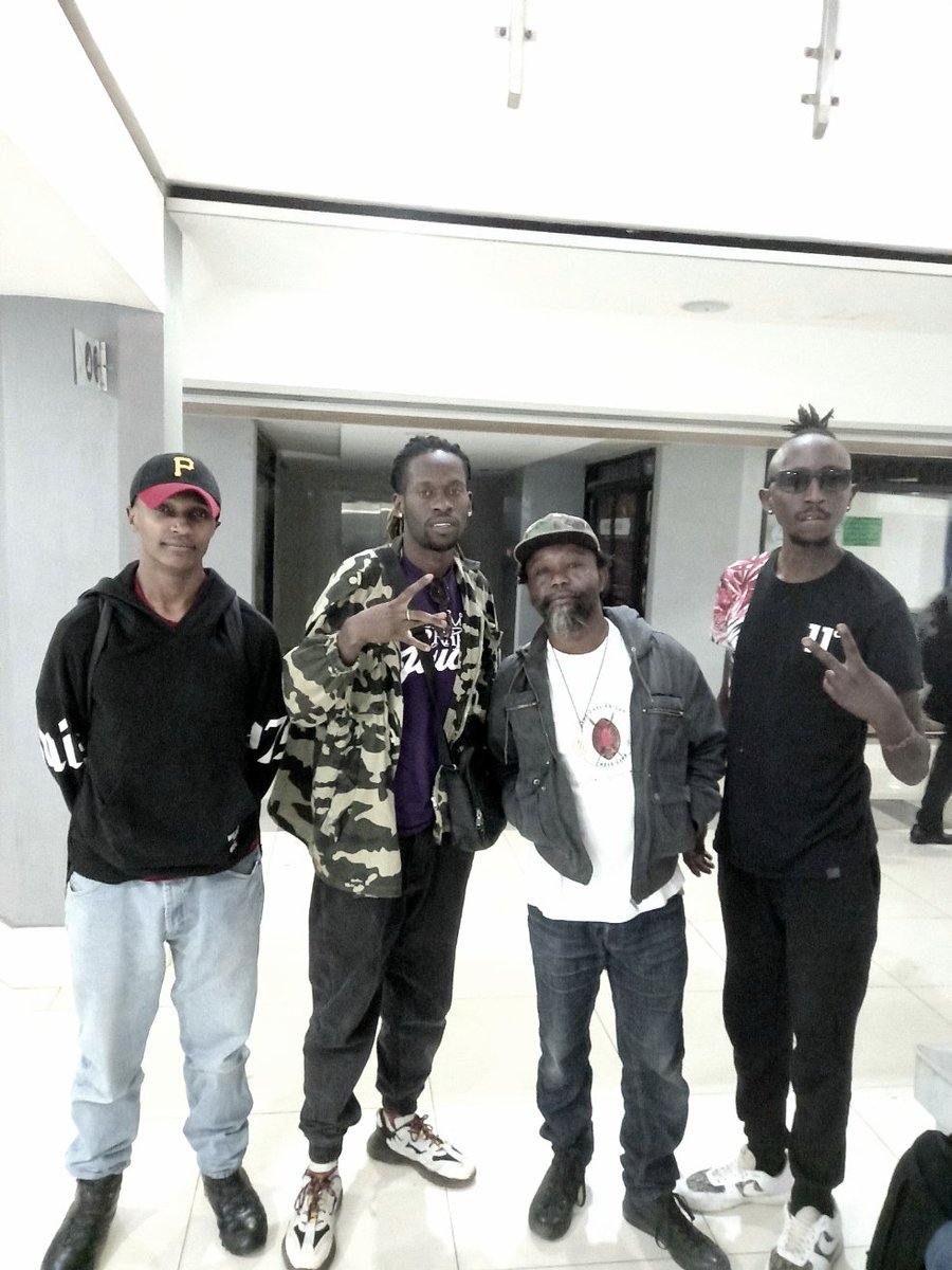 Special thanks to everyone who pulled up at the mall Westlands for the hiphop forum KAMAA <a href="/kalamashaka/">Brian Adeba</a>  <a href="/FundiFrank/">FundiFrank</a>  <a href="/goetheinstitut/">goetheinstitut</a>  <a href="/Kitu_Sewer/">Kitu Sewer</a>  @mcsharonke <a href="/ClinchyRoyal/">Clinchy Royal</a> <a href="/octopizzo_music/">OCTOPIZZOMUSIC</a>