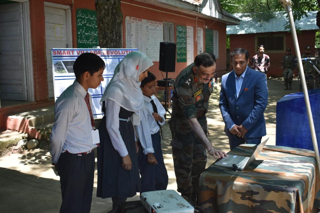 Mikal_Baby's tweet photo. #SmartVillage
#KunanAndPoshpora
#YouthEmpowerment
#WelfareSchemes
#Inaguration
#Kupwara
#KashmirValley https://t.co/AdD3fGf8Xu