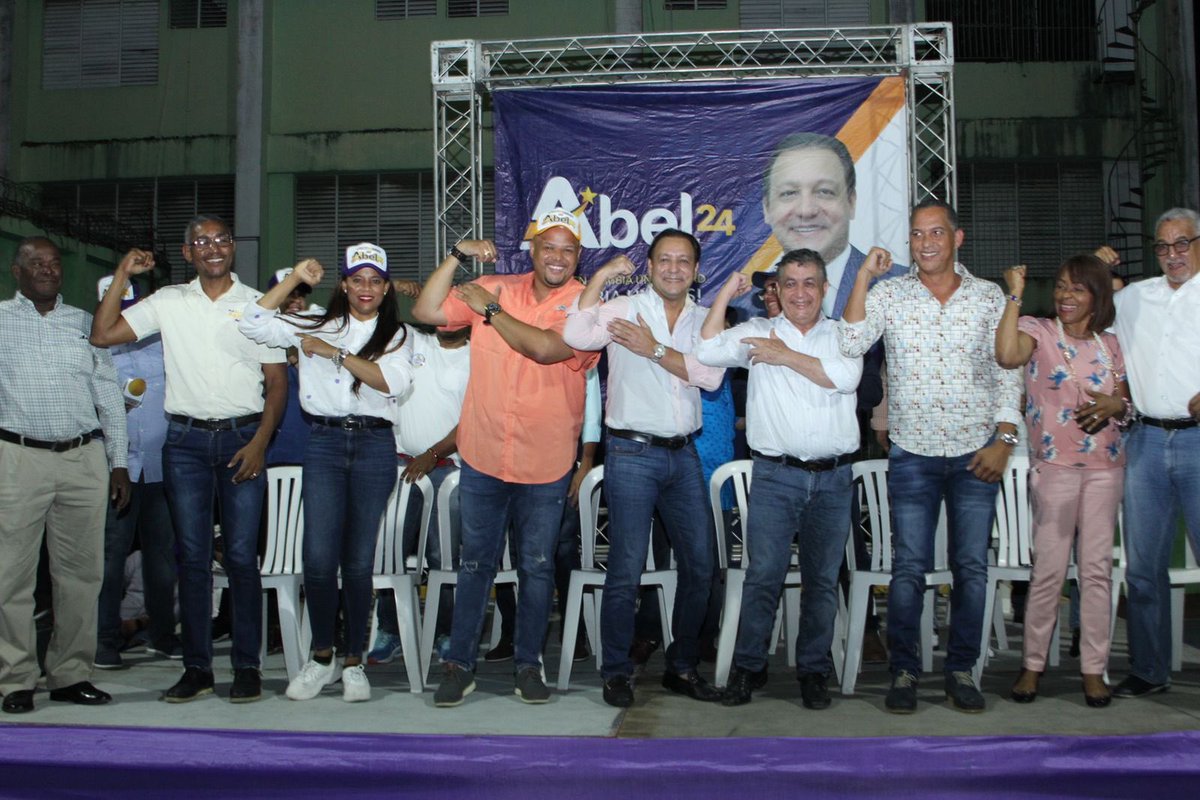 Miiquelplay's tweet photo. #RT @RosalbaSolano16 "#ElDNesDeAbel 
#TeamGS 
Por una ciudad más limpia y sostenible https://t.co/2DzAH0ZvmE" https://t.co/CTJIZtwsLe 55